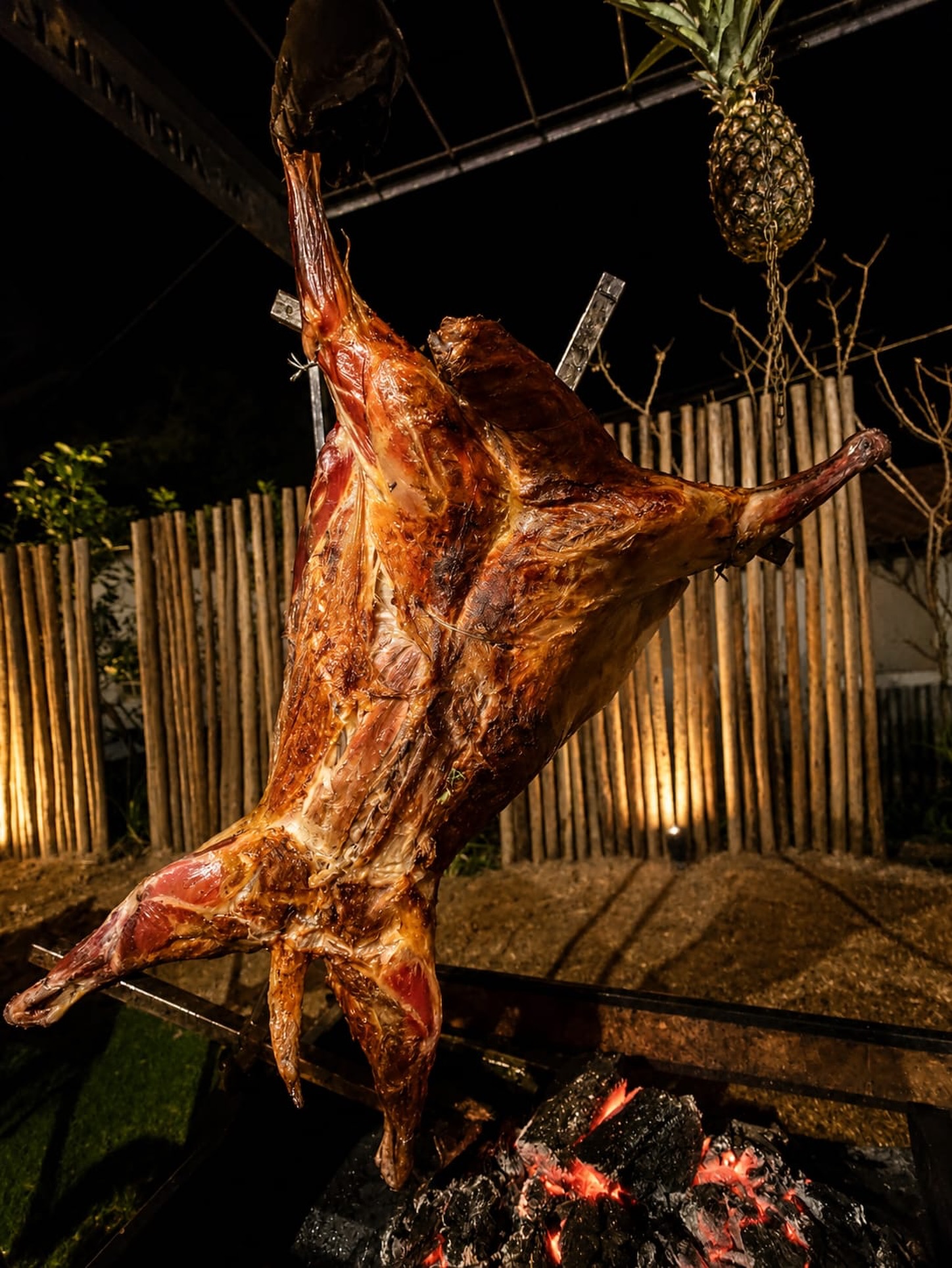 Carneiro no fogo de chão